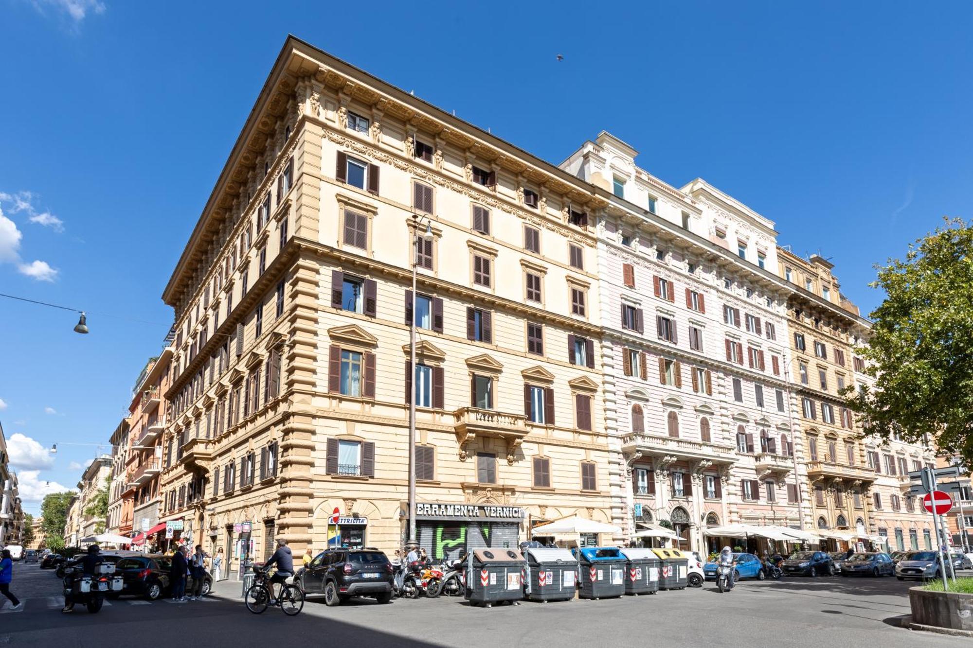 Risorgimento 9 - Guest House ローマ エクステリア 写真